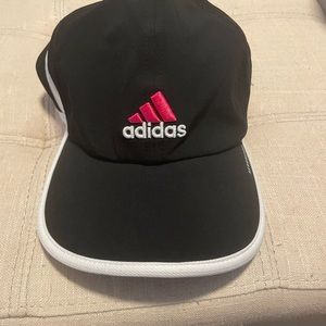 Womens adidas stretch hat
